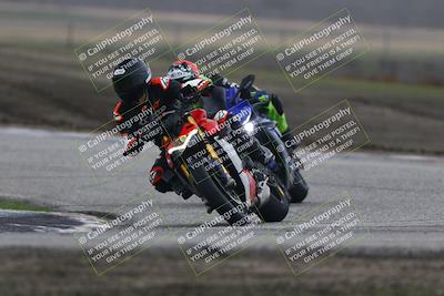 media/Nov-29-2025-TrackDaz (Sat) [[10ae2d9bce]]/B Group/Session 3 (Outside Grapevine)/